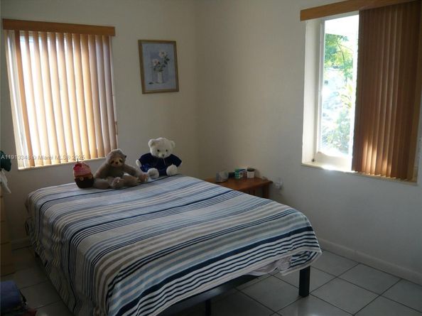 55 SW 62nd Ct, Miami FL 33144