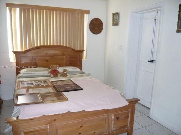 55 SW 62nd Ct, Miami FL 33144