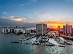 7601 E Treasure Dr PH216, North Bay Village FL 33141