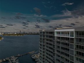 7601 E Treasure Dr PH216, North Bay Village FL 33141