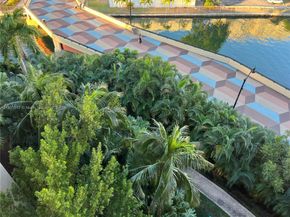 17150 N Bay Rd 2814, Sunny Isles Beach FL 33160