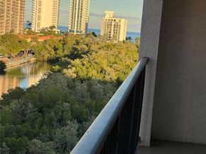 17150 N Bay Rd 2814, Sunny Isles Beach FL 33160