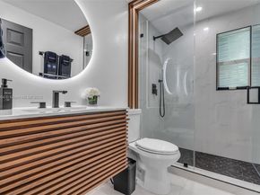 1451 NW 31st St, Miami FL 33142