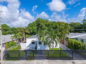 1451 NW 31st St, Miami FL 33142