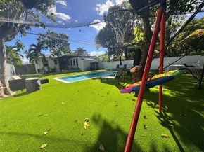 1451 NW 31st St, Miami FL 33142