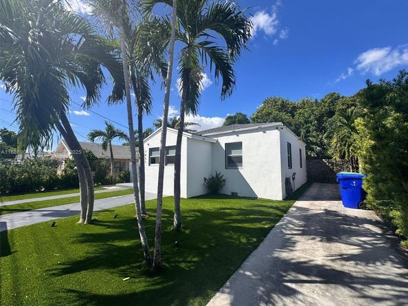 1451 NW 31st St, Miami FL 33142