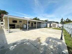 17335 SW 108th Ct, Miami FL 33157
