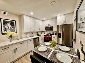 1423 Holly Heights Dr 19, Fort Lauderdale FL 33304