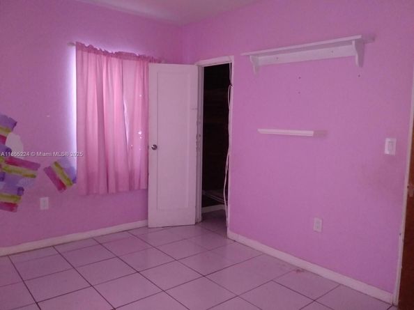 2608 SW 11th St, Miami FL 33135