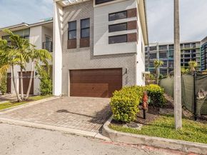 4369 NW 9th St, Plantation FL 33317
