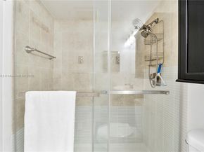 143 Oakridge J 143, Deerfield Beach FL 33442