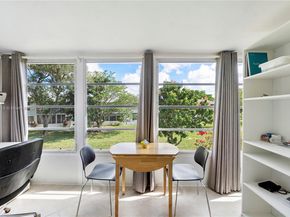 143 Oakridge J 143, Deerfield Beach FL 33442