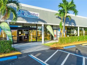 143 Oakridge J 143, Deerfield Beach FL 33442