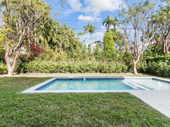2523 Red Road, Coral Gables FL 33134