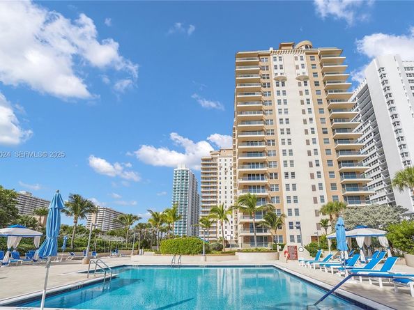1920 S Ocean Dr 16B, Hallandale Beach FL 33009