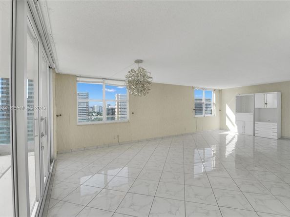 1920 S Ocean Dr 16B, Hallandale Beach FL 33009