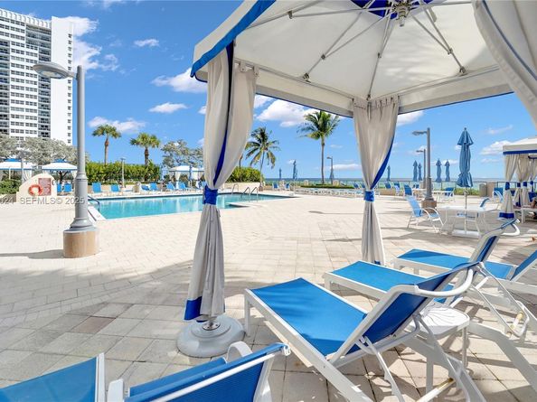 1920 S Ocean Dr 16B, Hallandale Beach FL 33009