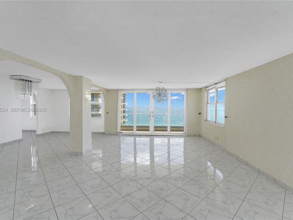 1920 S Ocean Dr 16B, Hallandale Beach FL 33009