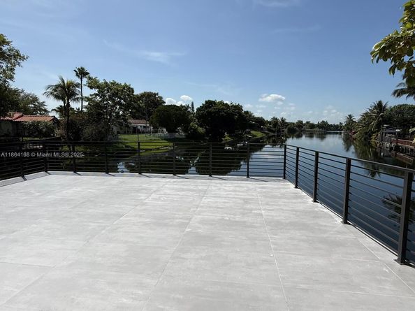 12870 SW 47th St, Miami FL 33175