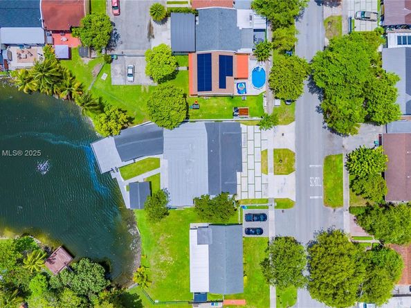 12870 SW 47th St, Miami FL 33175
