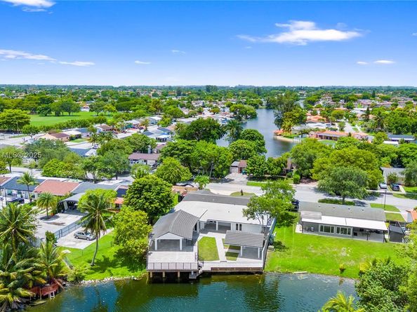 12870 SW 47th St, Miami FL 33175