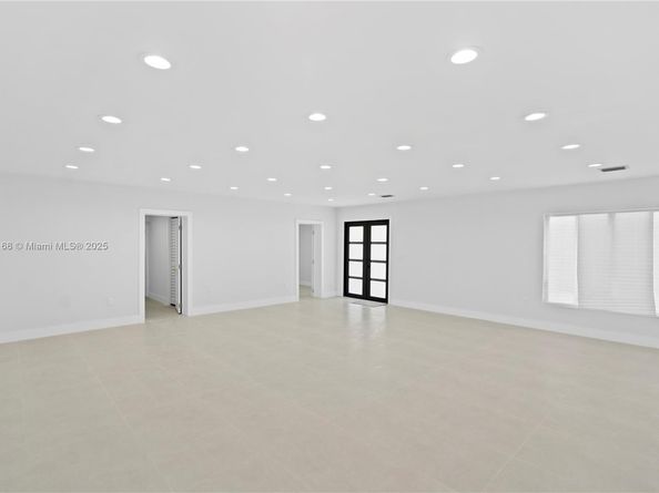 12870 SW 47th St, Miami FL 33175