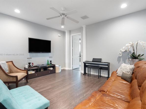 12 Nottingham Pl, Boynton Beach FL 33426