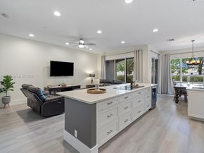 12 Nottingham Pl, Boynton Beach FL 33426