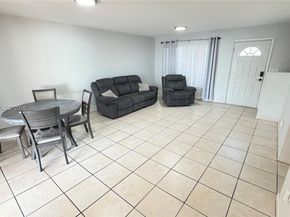 11249 SW 33rd Cir Pl, Miami FL 33165