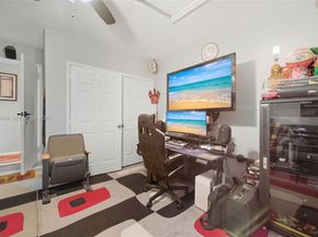 11435 NW 41st St, Sunrise FL 33323