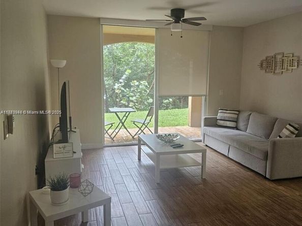 19655 E Country Club Dr 6106, Aventura FL 33180