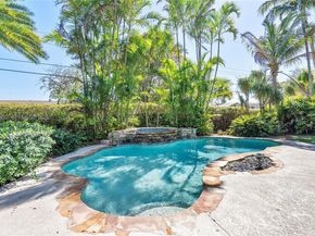 8300 SW 119th St, Miami FL 33156