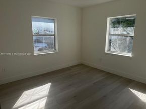 40 NW 62nd Ave, Miami FL 33126