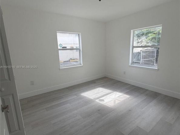 40 NW 62nd Ave, Miami FL 33126