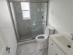 40 NW 62nd Ave, Miami FL 33126