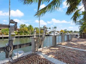 1701 SE 10th St, Fort Lauderdale FL 33316