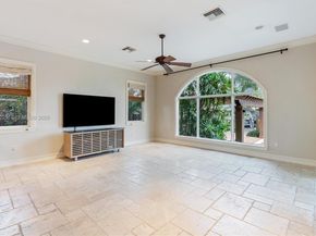 1701 SE 10th St, Fort Lauderdale FL 33316