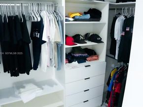 9670 Glacier Dr, Miramar FL 33025