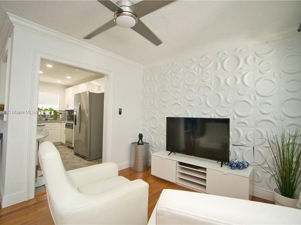 1419 N 16th Ct, Hollywood FL 33020