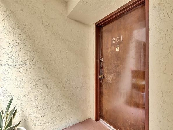 8850 SW 123rd Ct H201, Miami FL 33186