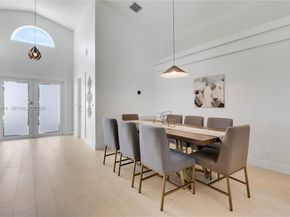 193 Bent Tree Dr, Palm Beach Gardens FL 33418