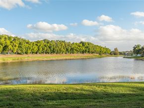 1140 Cedar Falls Dr, Weston FL 33327