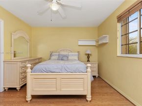 1140 Cedar Falls Dr, Weston FL 33327