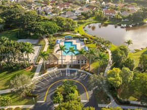 1140 Cedar Falls Dr, Weston FL 33327