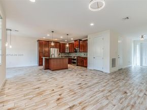 3155 NW 124th Way, Sunrise FL 33323