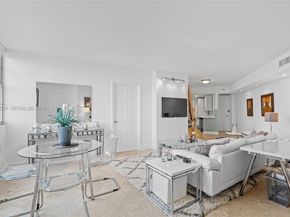 905 Brickell Bay Dr 1830, Miami FL 33131