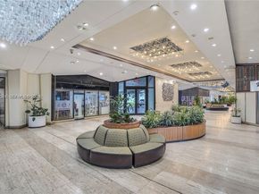 905 Brickell Bay Dr 1830, Miami FL 33131