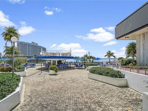 905 Brickell Bay Dr 1830, Miami FL 33131