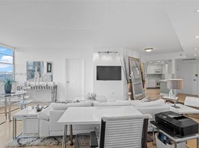 905 Brickell Bay Dr 1830, Miami FL 33131