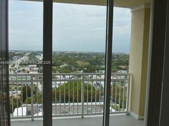 350 N Federal Hwy 1202, Boynton Beach FL 33435